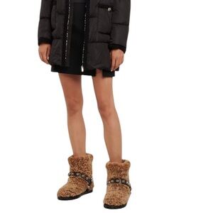 $1790 Miu Miu Genuine Shearling fur Stud Boot Après Ski Winter Boot EU 36 US 6